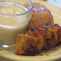 Shish Taouk Toum - Grilled / BBQ Chicken With Garlic Sauce_image
