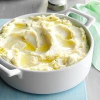 Deluxe Mashed Potatoes image