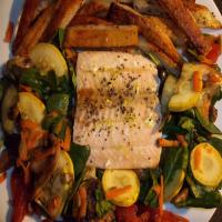 Buttery Lemon-Zest Salmon With Spinach Salade and Fries image