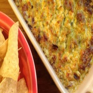 Baked Pesto & Feta Dip Recipe - (4.4/5)_image