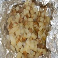 Grilled Potatoes and Onions_image