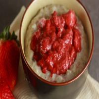 Brown Rice Pudding with Easy Roasted Strawberries_image