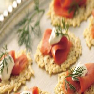 Parmesan Rounds with Lox image