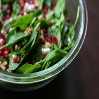 Spinach Pomegranate Salad image