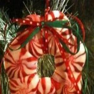 Peppermint Christmas Wreaths for Tree or Gift Pkgs image