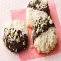 Black-and-White Coconut Macaroons image