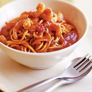 Cheat's chilli prawn noodles_image