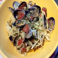 Clam Pasta With Garlic & White Wine - Australia_image