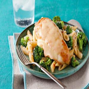 Tuscan Italian Chicken with Penne & Broccoli_image