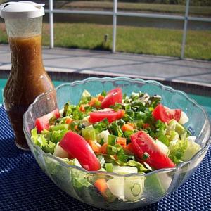 Brown Derby House Salad With Citrus Vinaigrette Recipe_image
