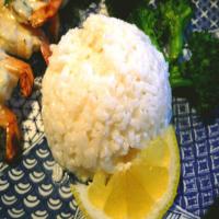 Steamed Rice With Coconut and Lemon_image