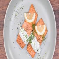 Salmon with Dill Sauce_image