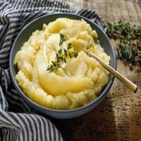 Olive Oil Mashed Potatoes image