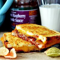 Roasted Raspberry Chipotle Grilled Cheese Sandwich on Sourdough_image