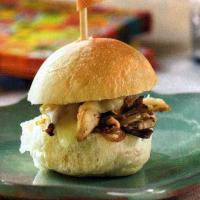 Chicken Philly Sliders Recipe - (5/5)_image