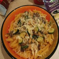 Pasta With Zucchini, Mushrooms and Cannellini Beans in Marinara_image