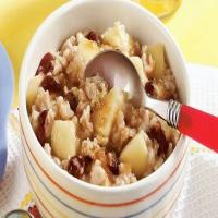 Slow-Cooker Apple Cranberry Oatmeal image