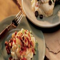 Mashed Potatoes with Mexican Chili-Cheese Topper_image