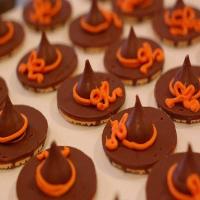 Witches Hats_image