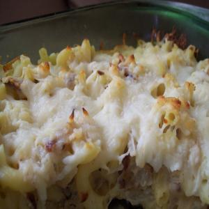 Macaroni and Cheese With Caramelized Onions_image