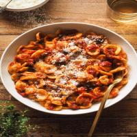 Pasta with Homemade Tomato Sauce and Aubergine_image