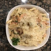 Shrimp and Pasta With Creole Cream Sauce_image