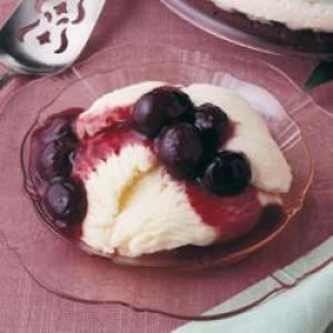 Old-Fashioned Frozen Vanilla Custard image