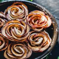Apple Rose Tarts With Cinnamon Cream Cheese Filling_image