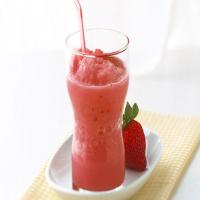 Berrylicious Strawberry Smoothie Recipe image