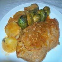 Brussel Sprout With Pork Chop in Tomato Sauce_image
