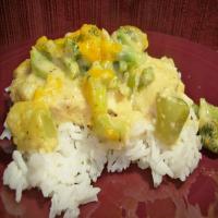 Baked Broccoli & Turkey With Cheddar Cheese Sauce_image