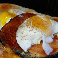 Microwave Poached Eggs (Bon Appetit Magazine)_image