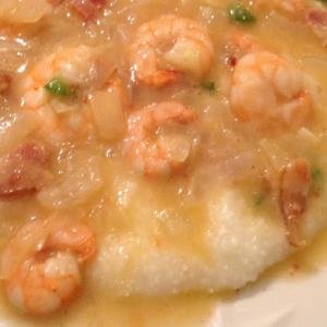 Spicy Garlic Shrimp and Grits Recipe - (4.5/5)_image