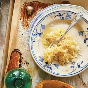 Spaghetti squash cacio e pepe by Daphne Oz | Recipes | WW USA_image