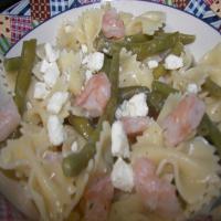 Shrimp, Green Bean and Feta Pasta Salad_image