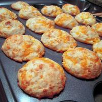 Jim N' Nicks Cheesy Biscuits Recipe - (4.2/5)_image