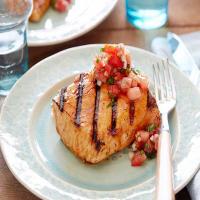 Grilled Salmon with Sherry Vinegar-Honey Glaze and Spicy Tomato Relish_image