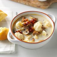 Tuscan Cauliflower Soup image