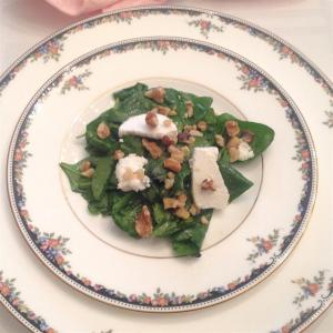 Spinach Salad with Pepper Jelly Dressing_image
