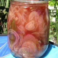 Pickled Pink Shallots_image