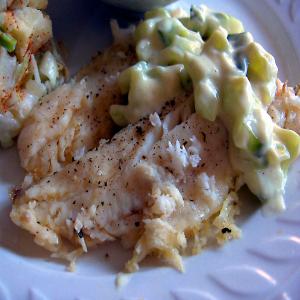 Microwave Diabetic Fish with Cool Cucumber Sauce_image