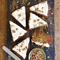 Marrow & pecan cake with maple icing_image