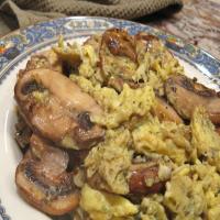 HOUBY S VEJCI (Mushrooms with Eggs)_image