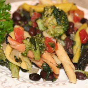 Spinach and Black Bean Pasta_image
