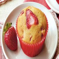 Gluten-Free Strawberry Muffins_image