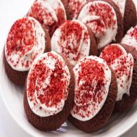 Rich & Creamy Red Velvet Cookies_image