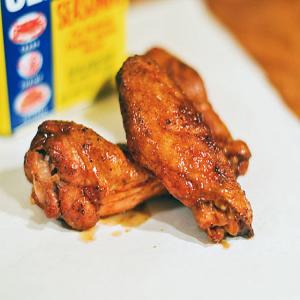 Oven-Fried Old Bay Wings_image