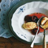 Topfenknoedel with Stewed Red Plums_image