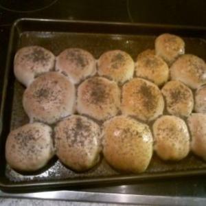 Cheesy garlic buns_image
