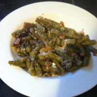 Green Beans With Onion and Garlic image
